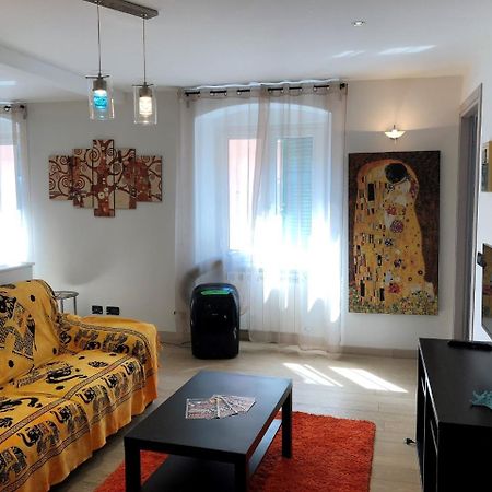 Apartamento House Claudia By Holiday World Génova Exterior foto
